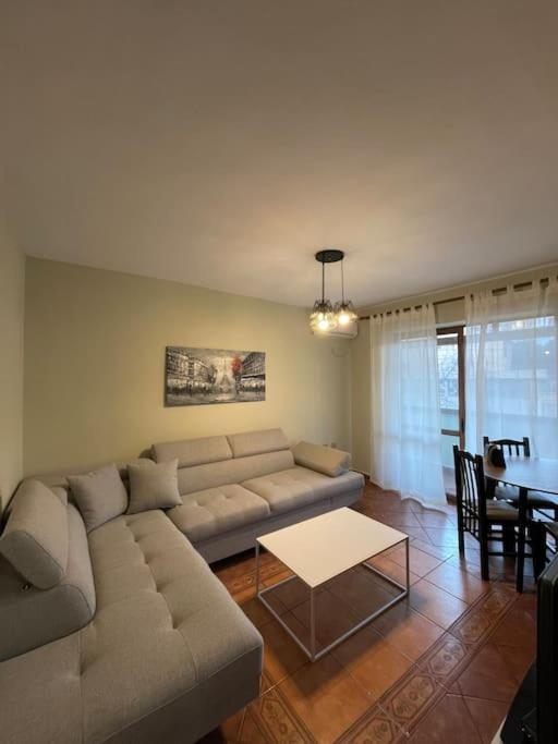 Citycentreflat Tirana Bagian luar foto