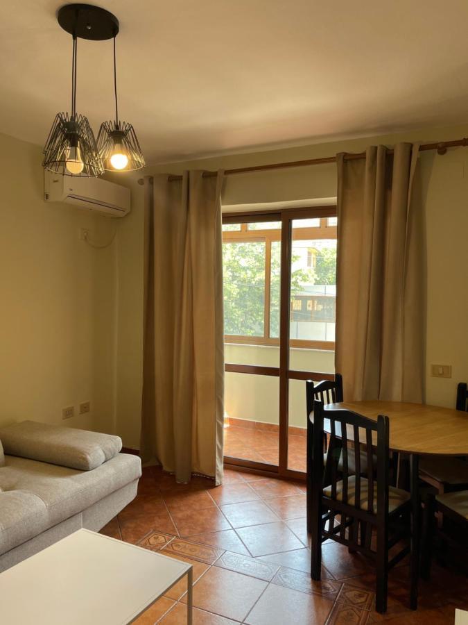 Citycentreflat Tirana Bagian luar foto